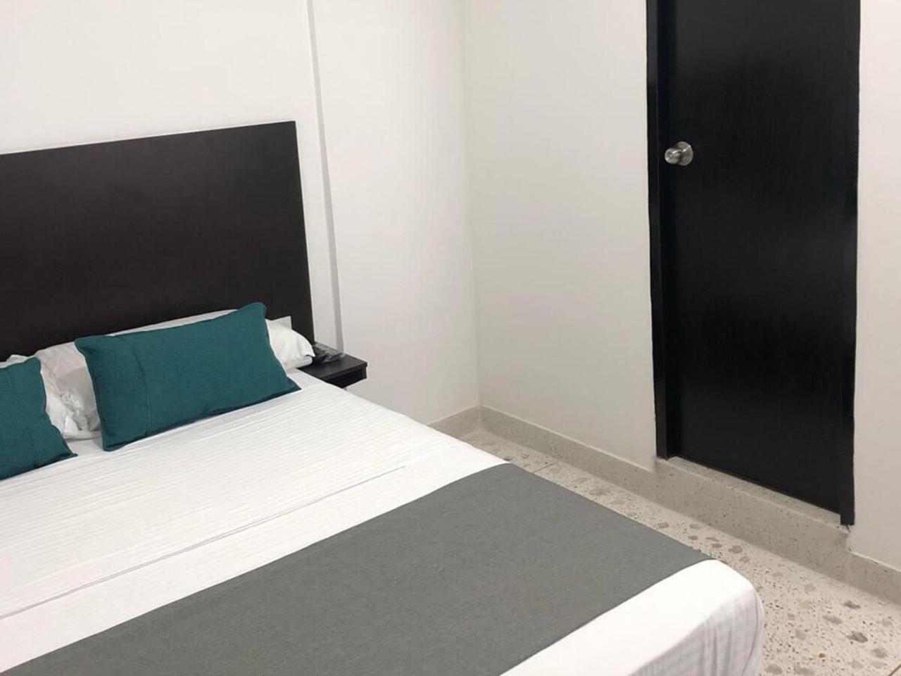 Hotel Mar Inn カリ エクステリア 写真